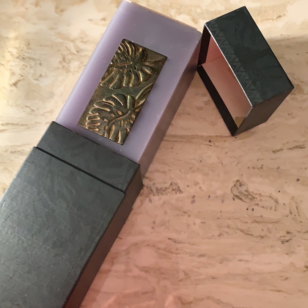 Hand Plantation Candle NWOT 3” by 6” With Box